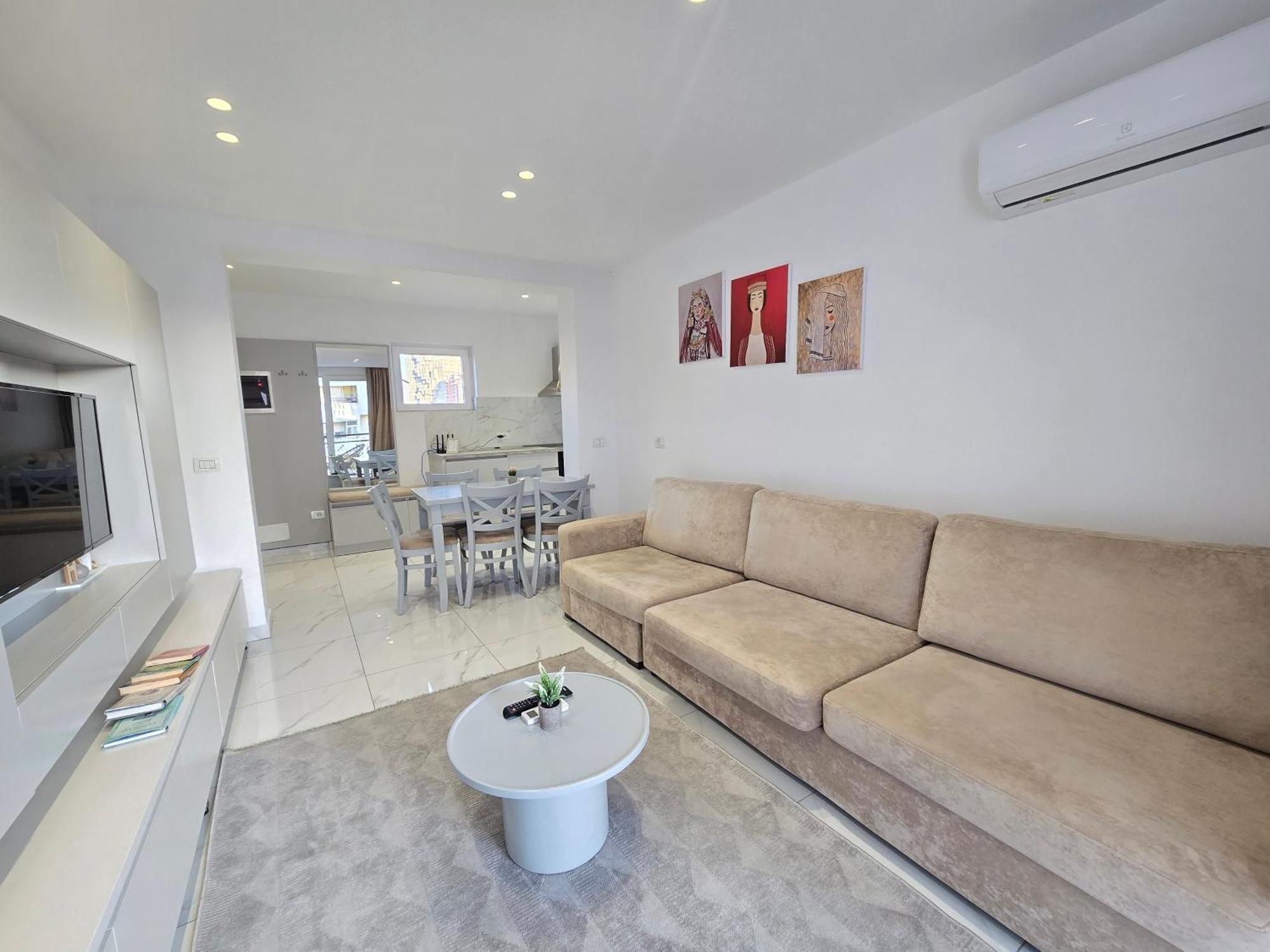 Tirana City Center Penthouse Oasis Esterno foto